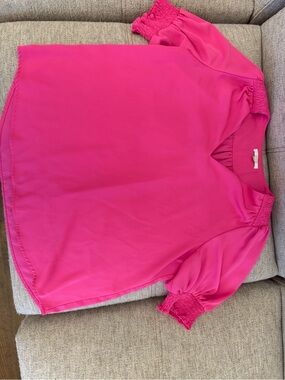 Jade women’s' Hot Pink Puff Sleeve Blouse